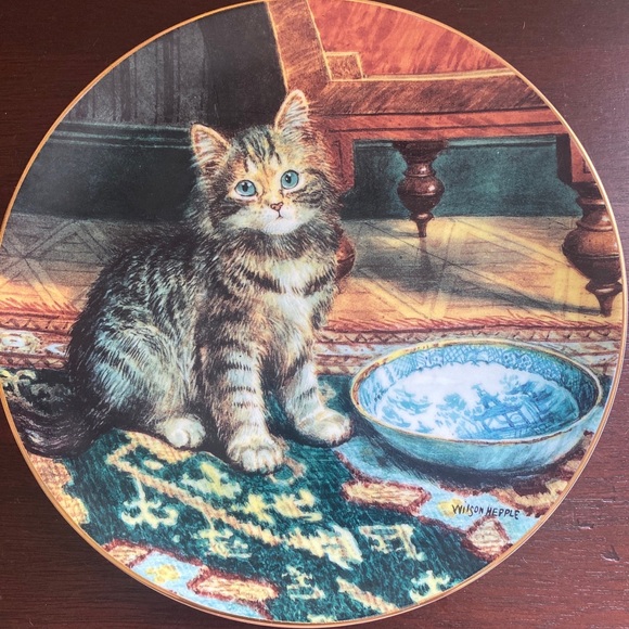 Collector’s Plate My Bowl Is Empty By Wilson Hepple - Victorian Cat capers - Picture 1 of 4